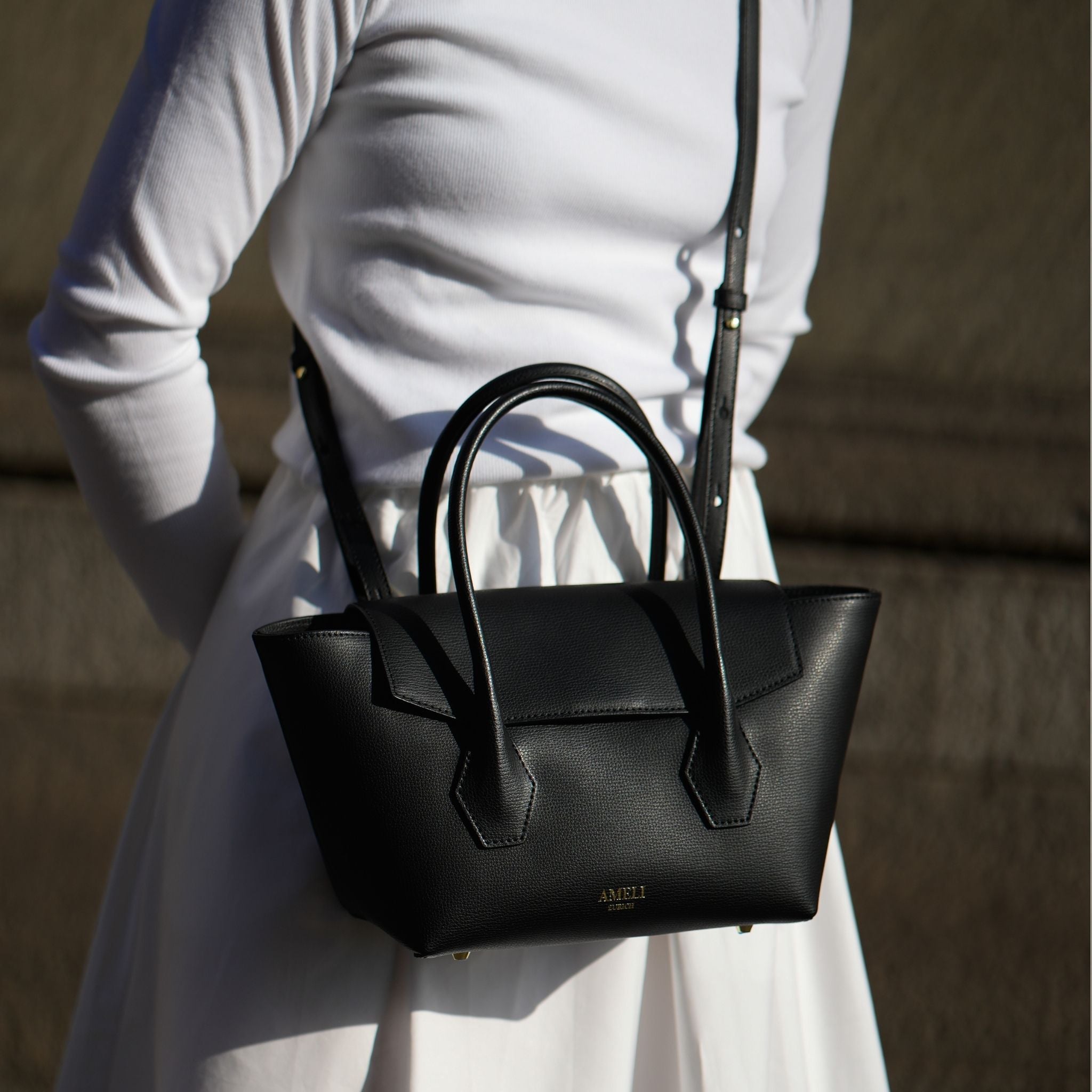 AMELI Zurich | IDA SMALL | Black | Collina' Pebbled Leather | Cross-body
