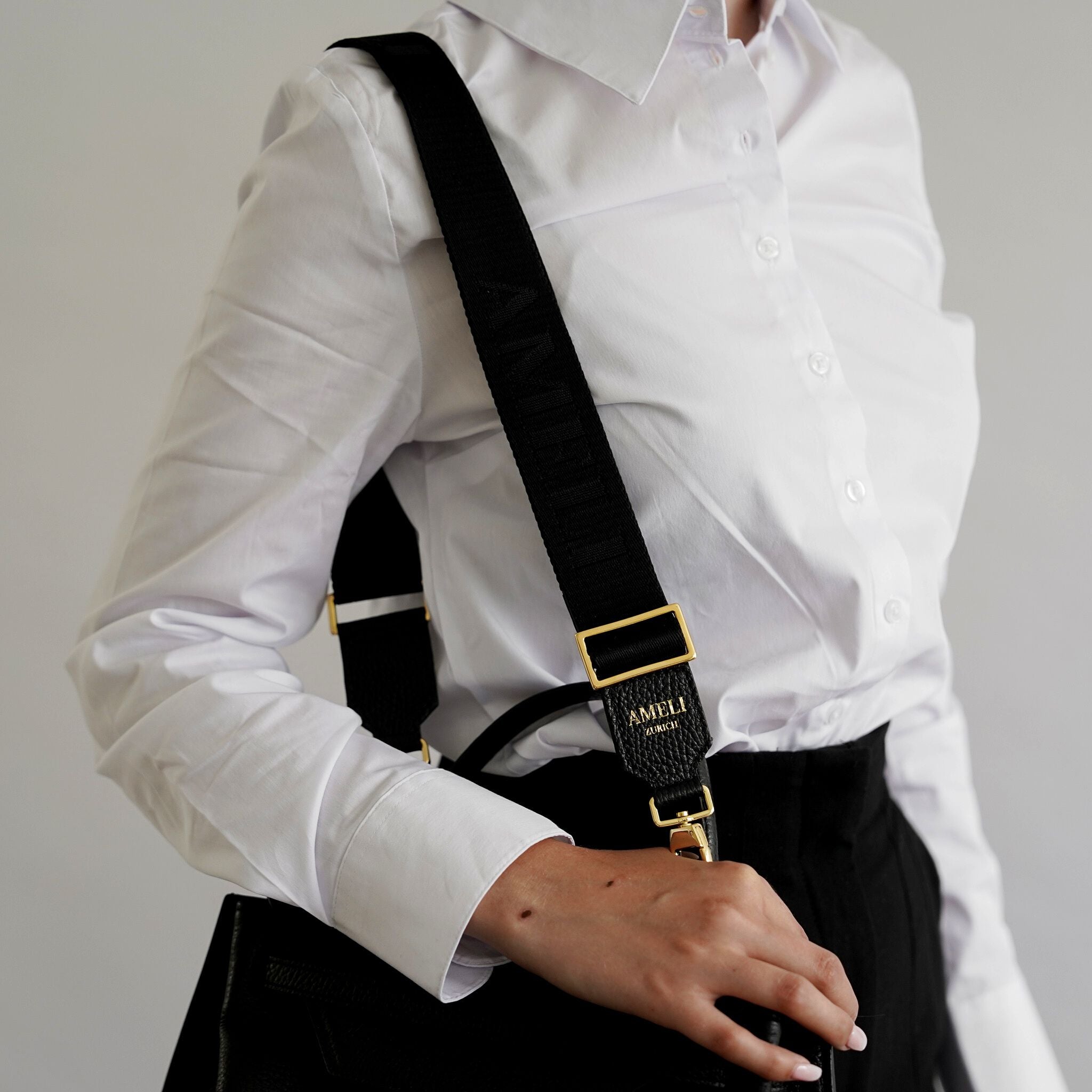AMELI Zurich | Adjustable Strap | Black | Soft Grain Leather