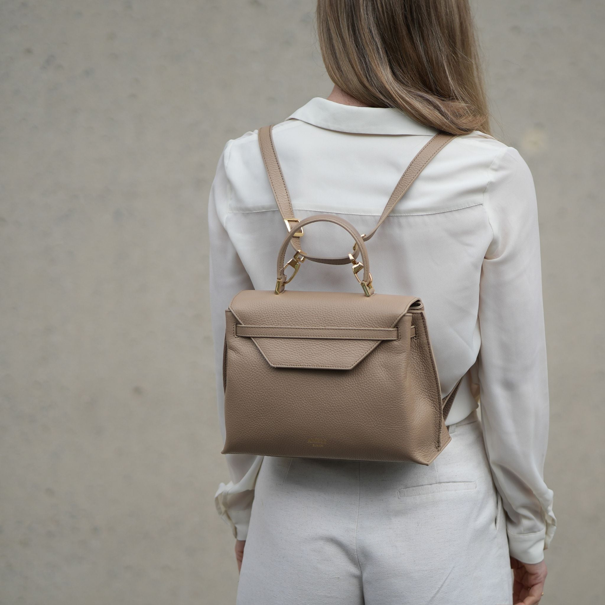 AMELI Zurich | VIADUKT | Greige | Soft Grain Leather | Backpack