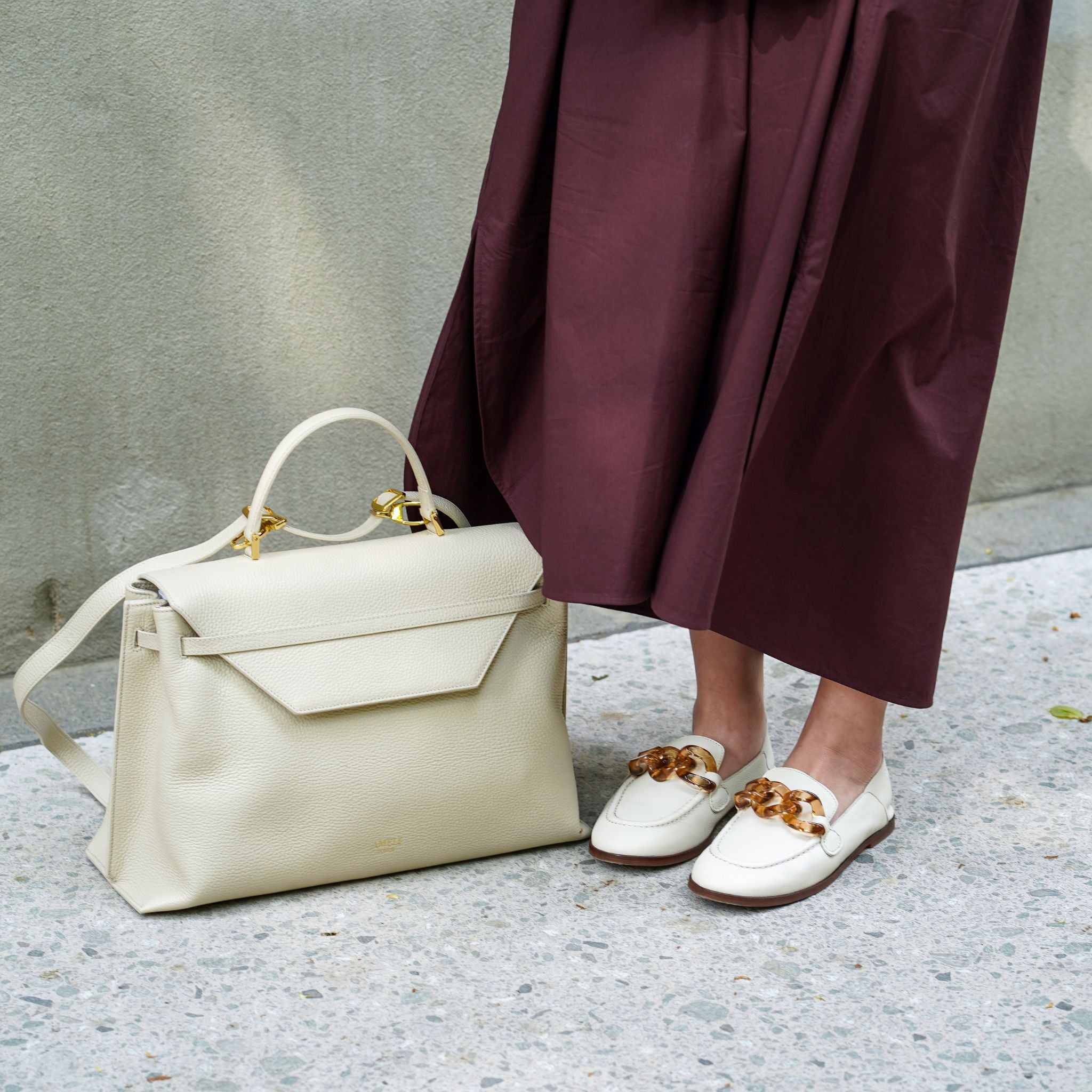 AMELI Zurich | VIADUKT WORK | Sandstone | Soft Grain Leather | Front