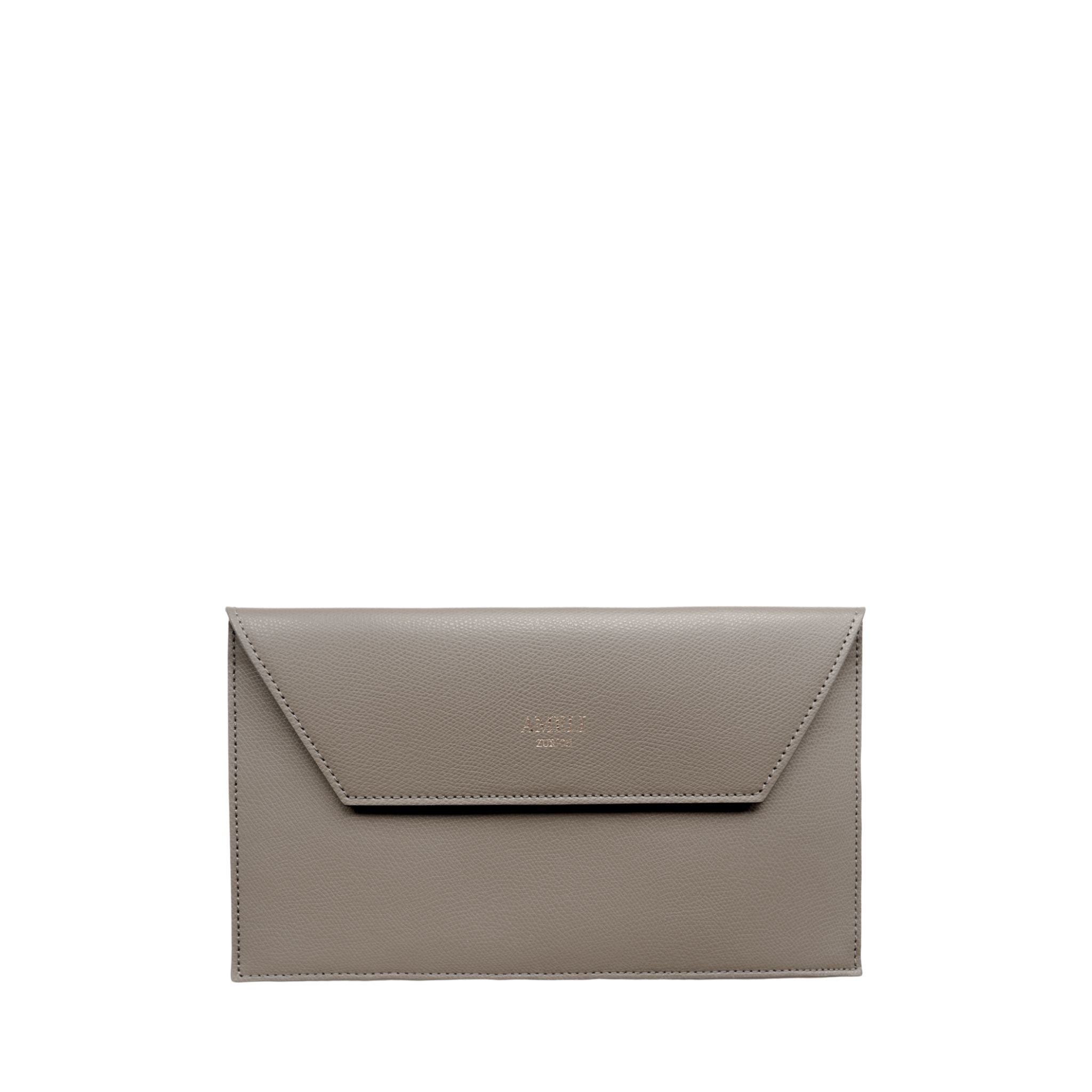 AMELI Zurich  Discover our timeless CARD HOLDER - Maroon Red
