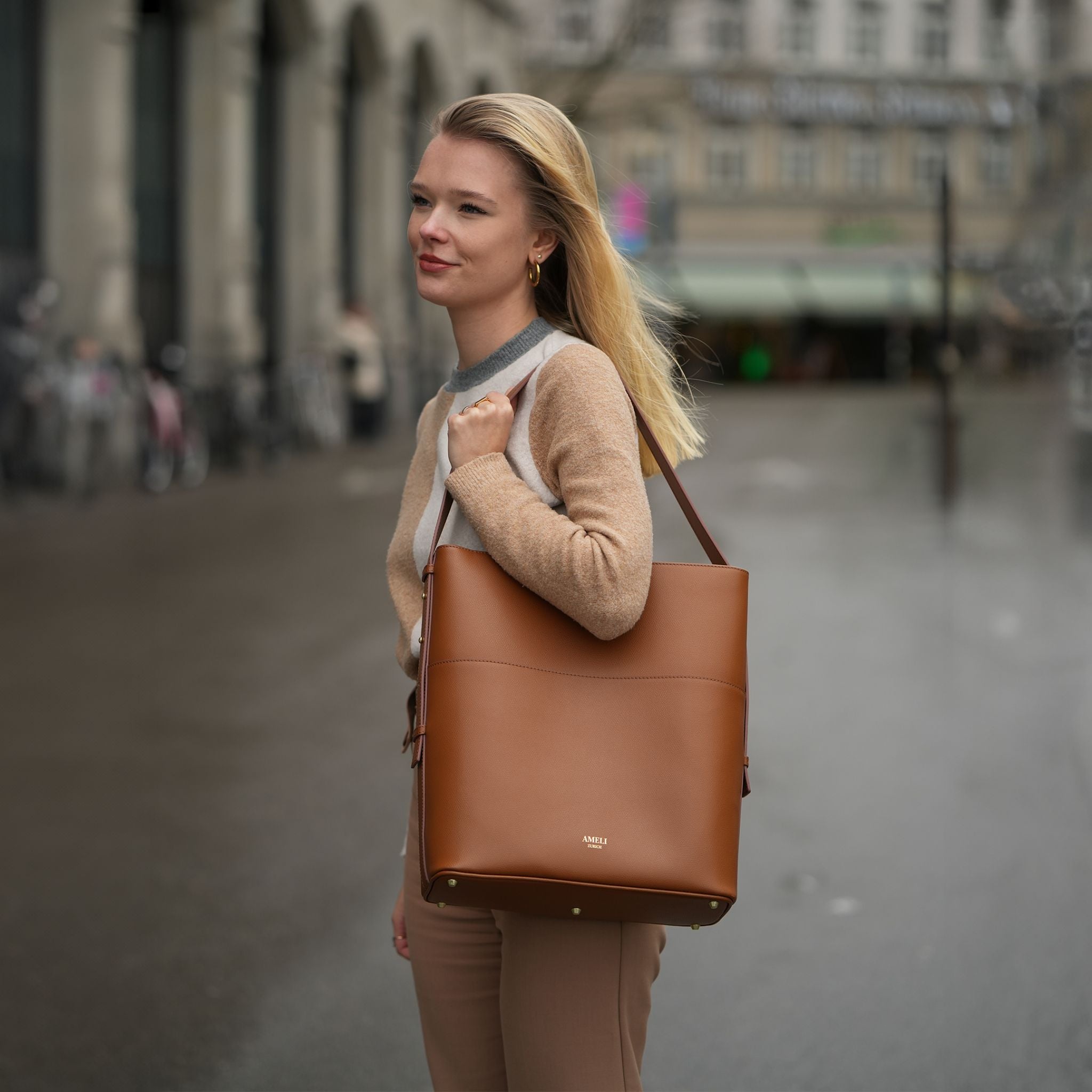 AMELI Zurich | LETTEN | Cognac | Pebbled Leather | Shoulder bag