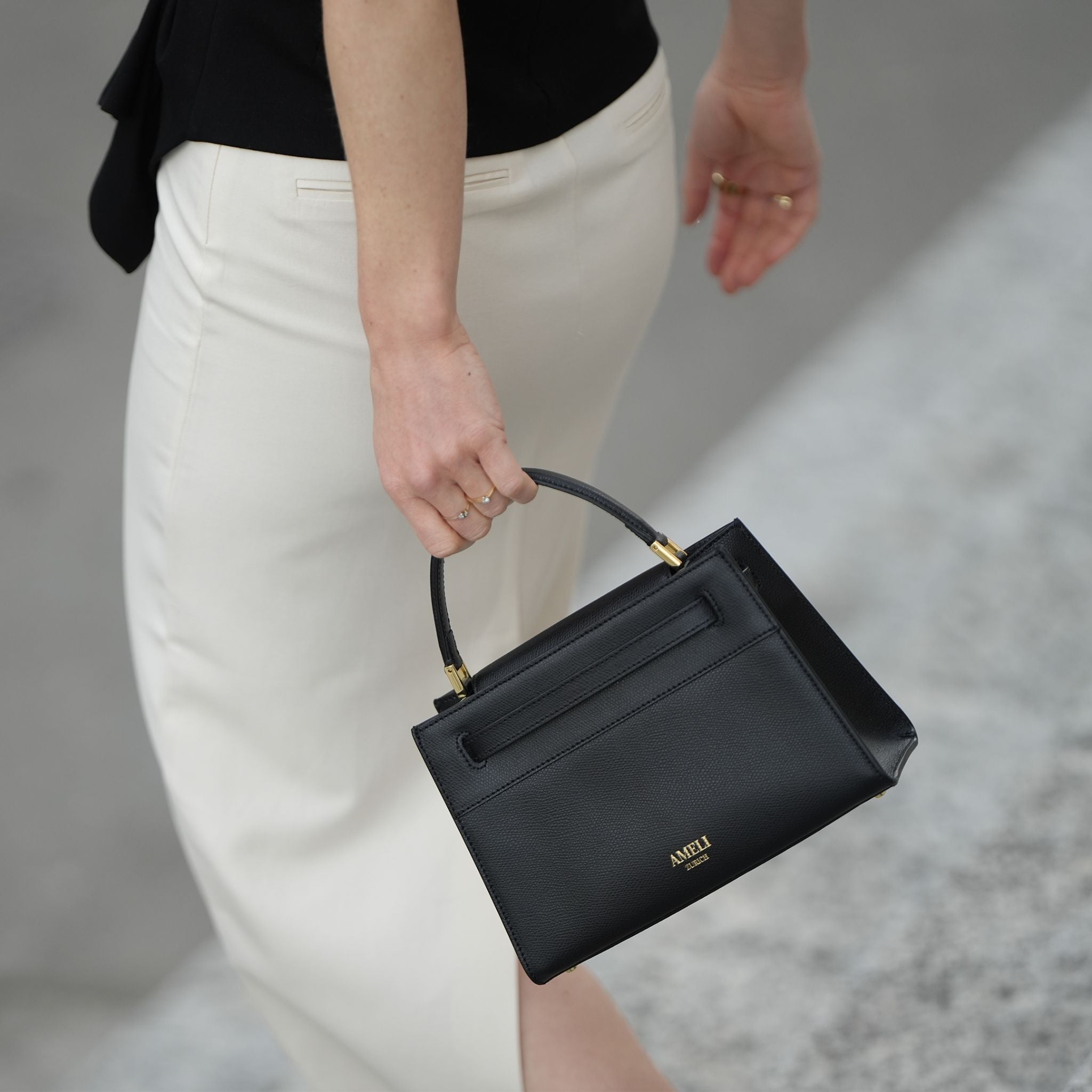 AMELI Zurich | SEEFELD MINI | Black | Pebbled Leather | Tophandle bag