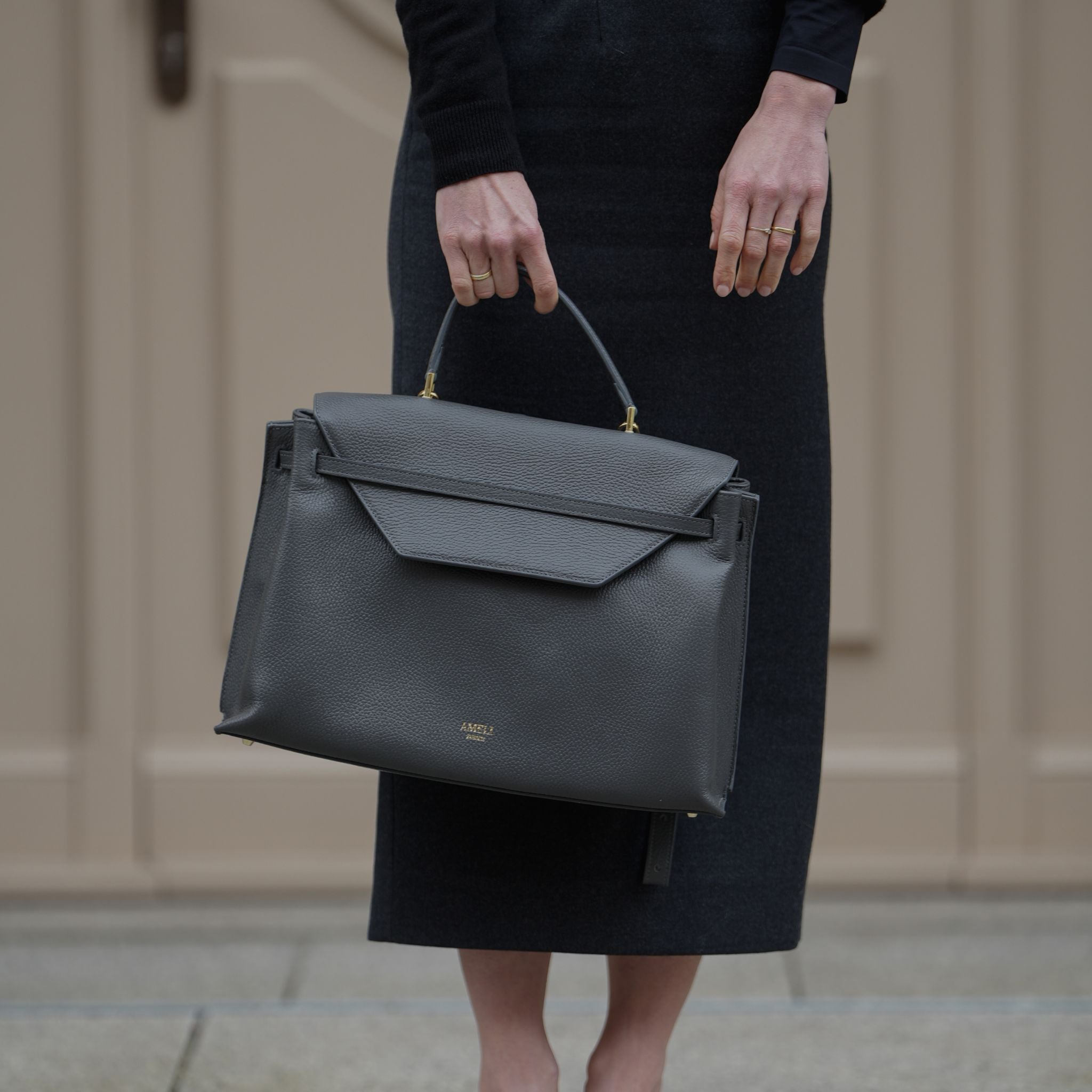 AMELI Zurich | VIADUKT WORK 24 | Dark Grey | Dollarino Leather | Top-handle bag