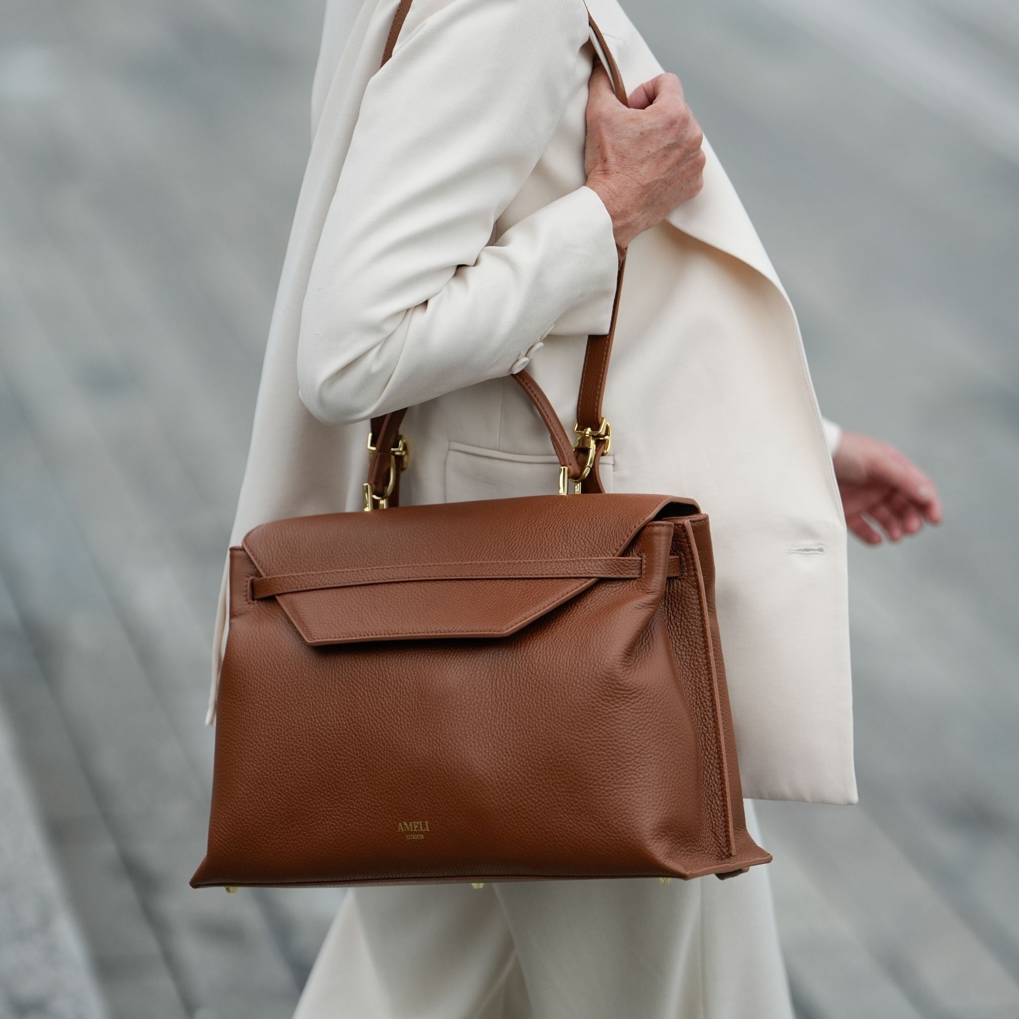 AMELI Zurich | VIADUKT DAY | Cognac | Dollarino Leather | Shoulder bag